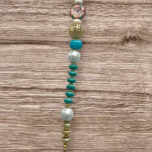 Spring Handmade Beaded Turquoise Dyed Howlite Bracelet - Picture 7 of 9